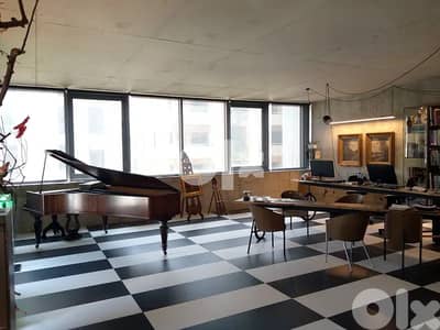 185 Sqm | Equipped Office for rent in Badaro مكتب مجهز للاجار في بدارو