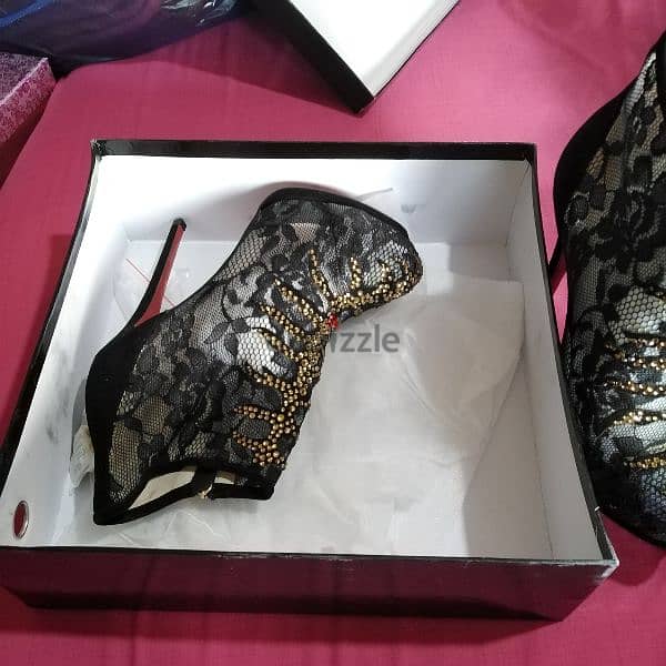 gold and black high heels 2