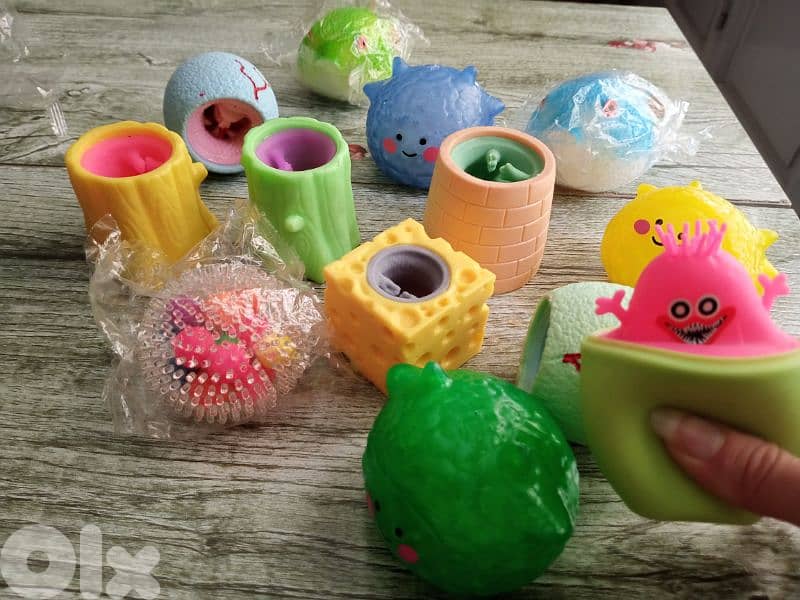 huggy wuggy Squirel&dinosaur pop it fidjet toy 3$ 7