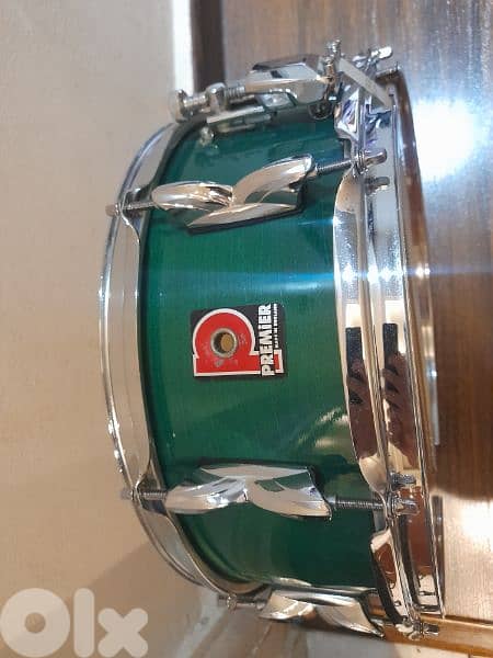 vintage premiere snare 0