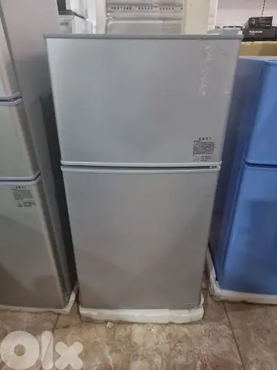 fridge freezer small mini Chalet office براد مكتب شاليه ٥ قدم صغير