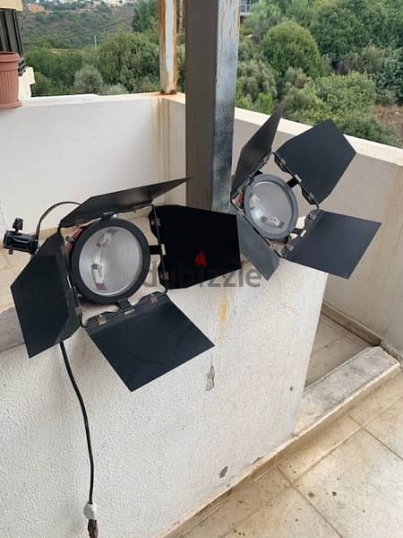 projector 2