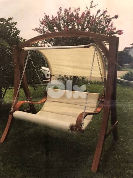 outdoor swing 0