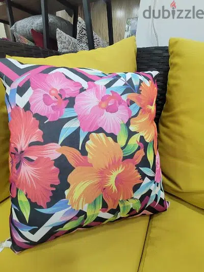 summer cushions
