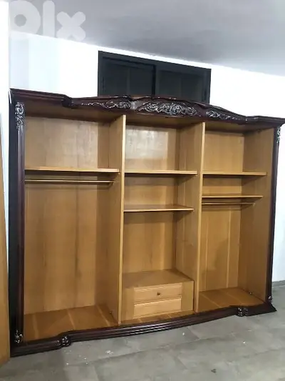 غرفة نوم خشب زان صناعة مصريه مستعملة بحالة جيدا