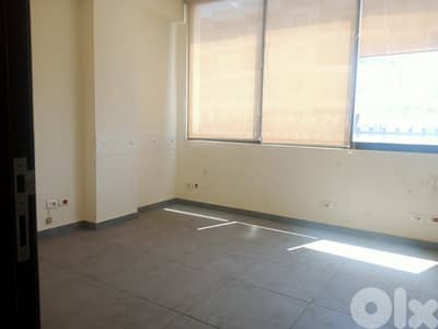 Office for rent in Mansourieh مكتب للايجار في المنصوريه
