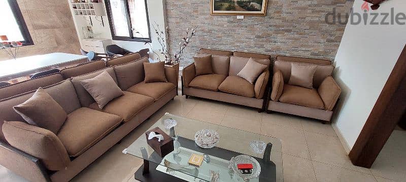 salon brown beige 0