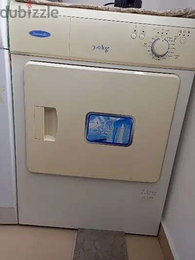 نشافة 7kg و 55prm بحالة جيدة جدا
