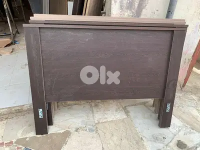 تخت مفرد ونص عرض 120 سم
