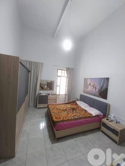 173 Sqm Land + 950 House For Sale In Rmeil| للبع عقار في الرميل
