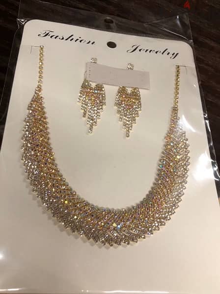 accesories set, necklace, earings , gold color 1