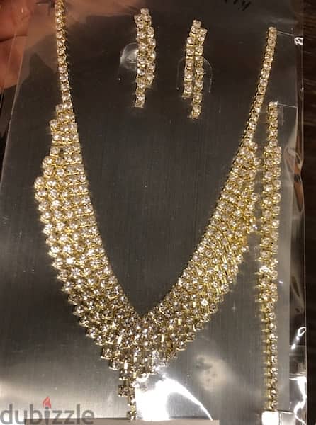 accesories set, necklace, earings , gold color 7