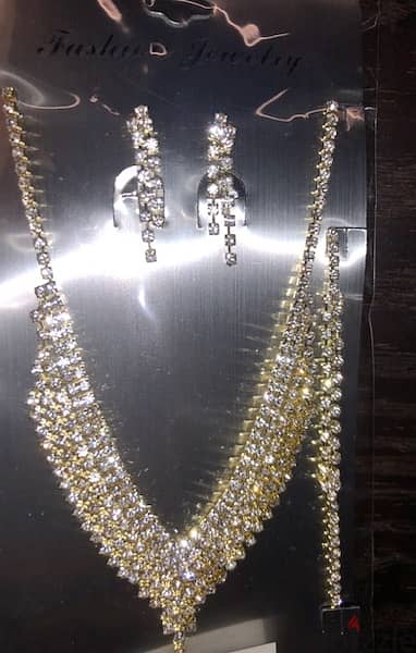accesories set, necklace, earings , gold color 8