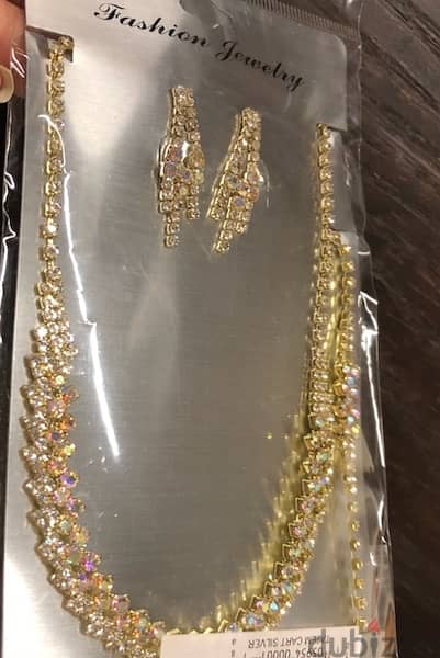 accesories set, necklace, earings , gold color 14