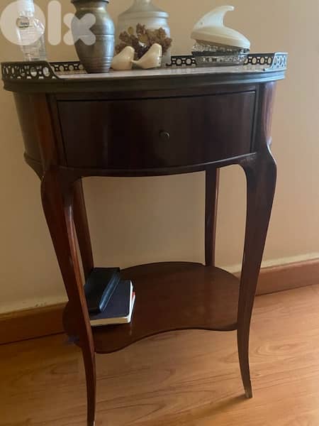 table wood and marble 0