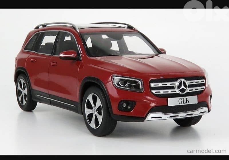 Mercedes GLB (2019) diecast car model 1;18. 3