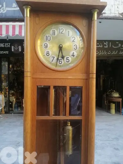 ساعة المانية خشب سنديان مميزة جدا شغالة ميكانيك خارق النظافة clock