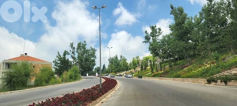 Prime location Plot for Sale - Faqra Club 0