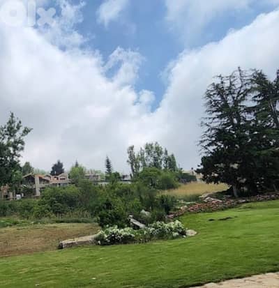 Prime location Plot for Sale - Faqra Club