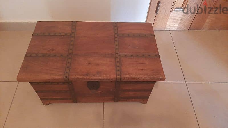 antique box 0