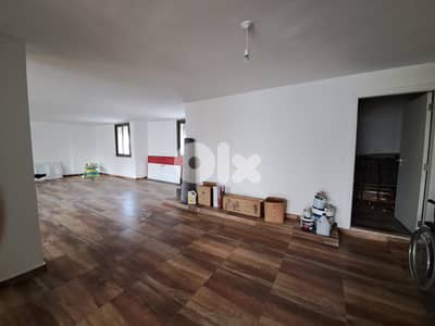 L12285-Open Space Office for Rent In Jdeideh