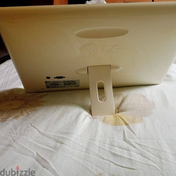LG computer monitor 0
