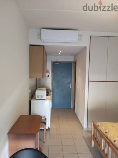 a cozy 42m2 studio siwar center