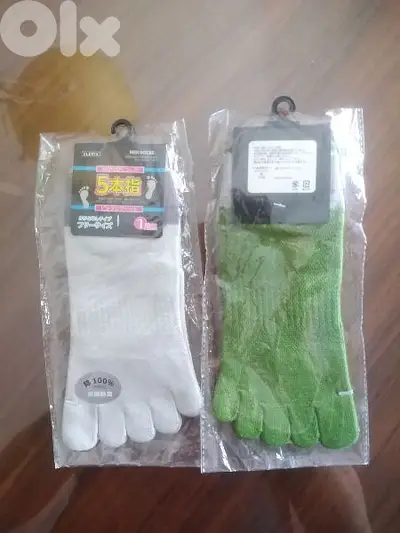 finger socks