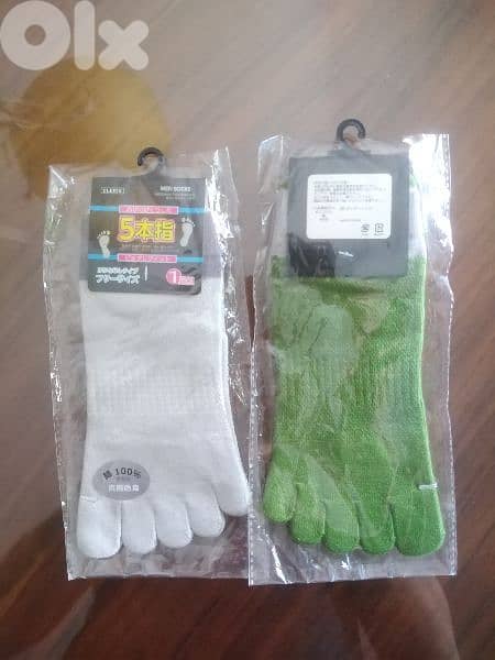 finger socks 0
