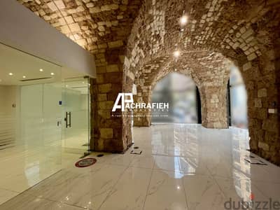 4 Floors Showroom For Rent In Achrafieh