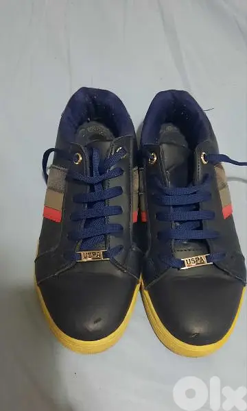 shoes size 38