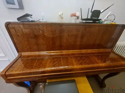 piano very clean  brand rosler