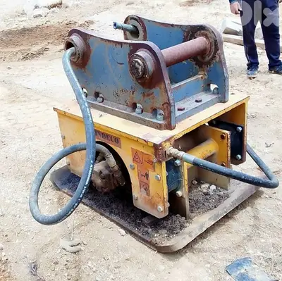plate compactor for excavator 1300kg INDECO Spain wapp 03013555