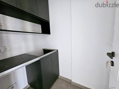 Office for rent in Adlieh (24/7 Electricity&Security)