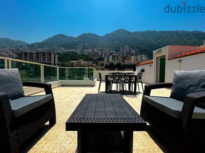L12336-Duplex with 185 SQM Roof & Sea View for Sale in Jounieh