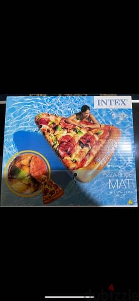 intex inflatable pizza slice mat 1