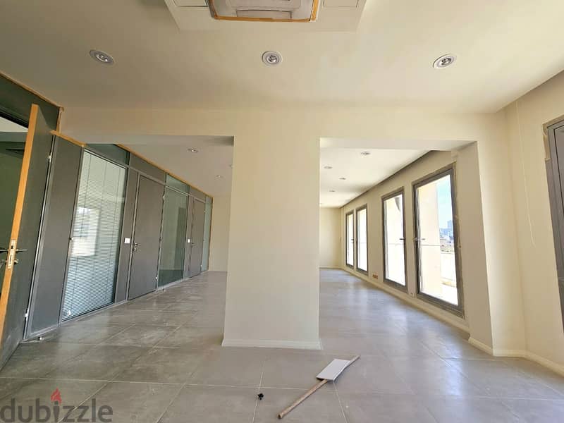AH-HKL-021 Luxurious office in Downtown is for rent, 470m, $ 8616 cash 0