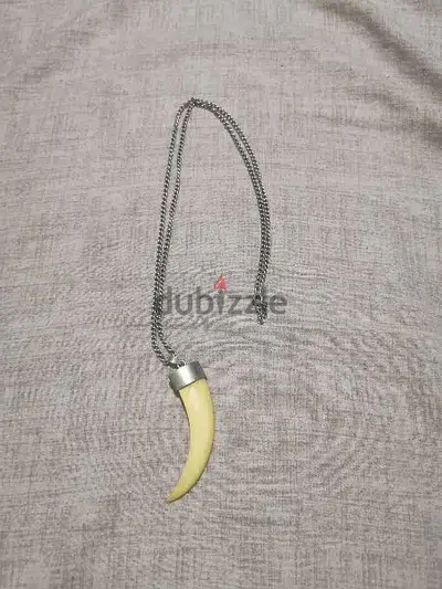 very old necklace from Africa سنسال فضه اصلي