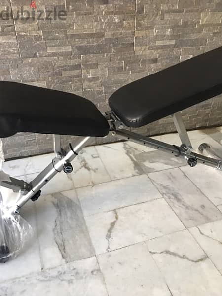 adjustable bench portable new in box heavy duty very good quality 7