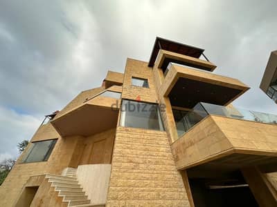 1100m2 villa for sale in Kornet el Hamra (New)