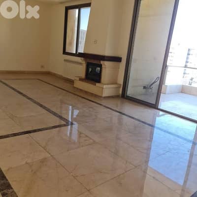 ! DBAYE PRIME LOCATION ! 220 sqm Sea View Close to Malls