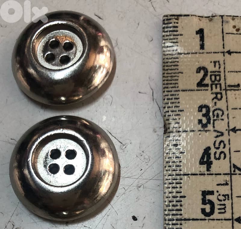 200 silver buttons for clothing size diameter around 2.5 cm 0