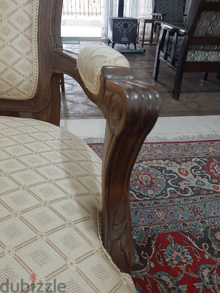 classic sofa set with tables 9