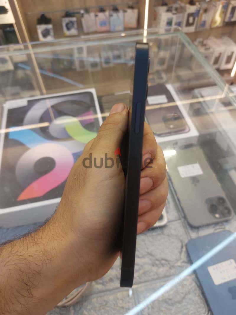Iphone 12 256 gb black bttry 88% changed chesi changed 1