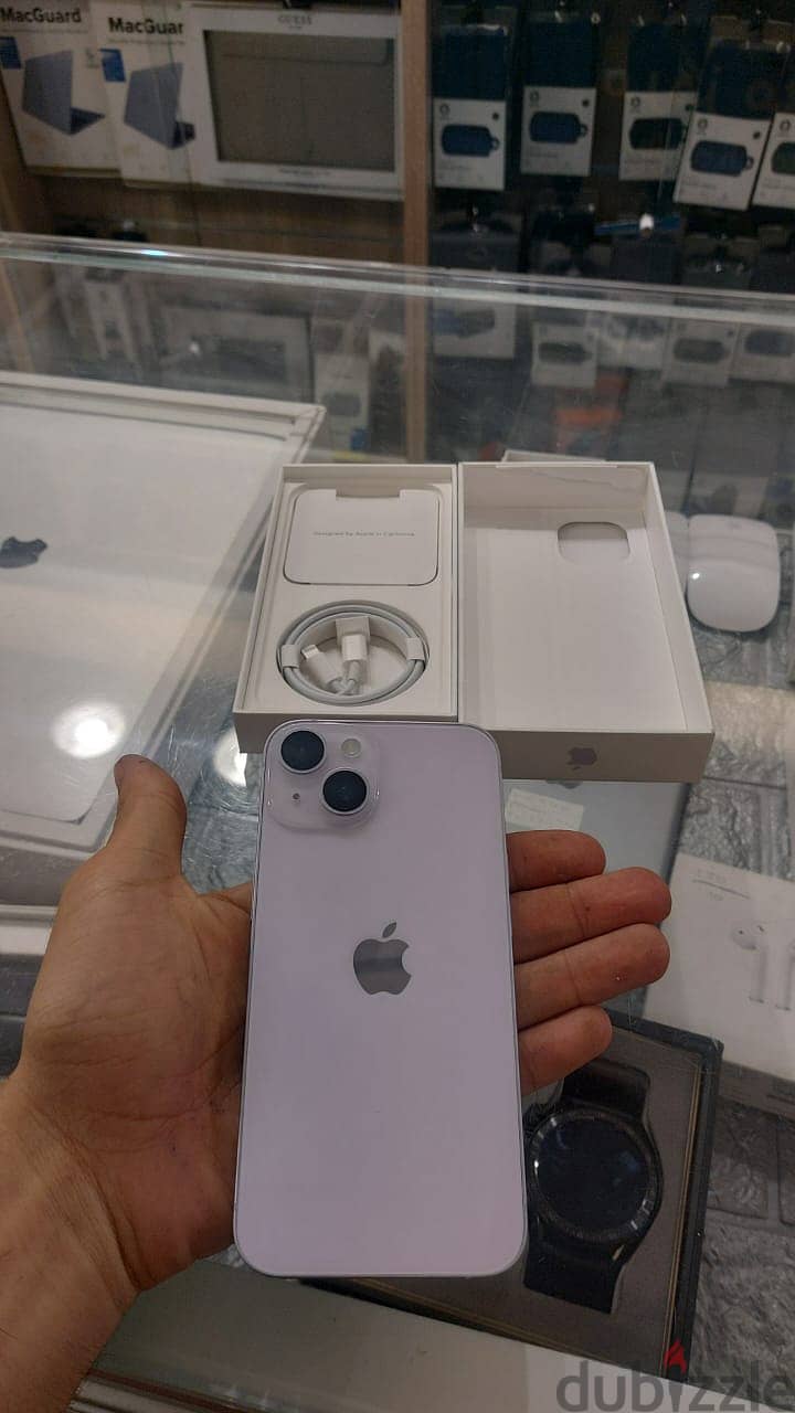 iphone 14 128 gb bttry 100%  Used 1 month  Apple covrage 0