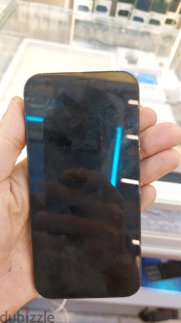 Iphone 12 pro 512 gb bttry 82% scratches on screen 1