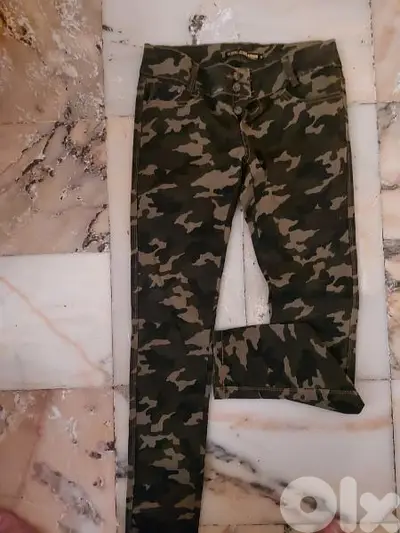 للبيع بنطلون نسائي