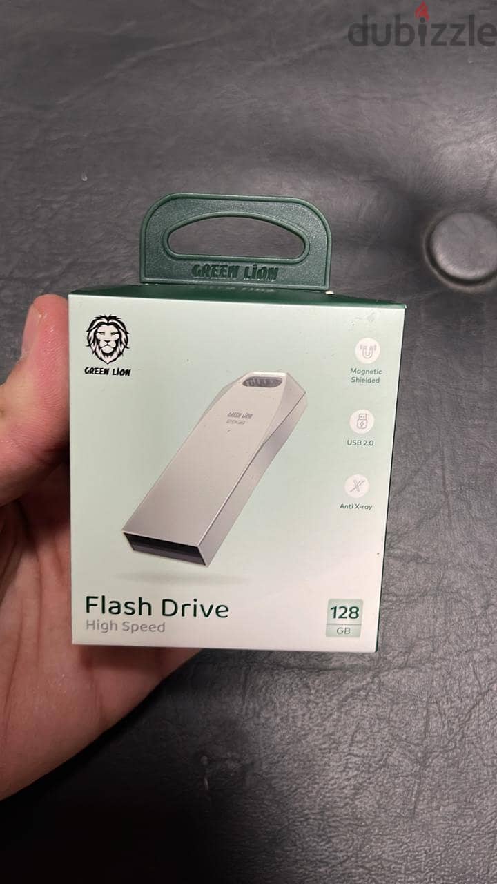 Green lion flash drive 128gb 0
