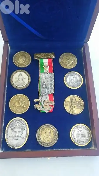 ميداليات antique