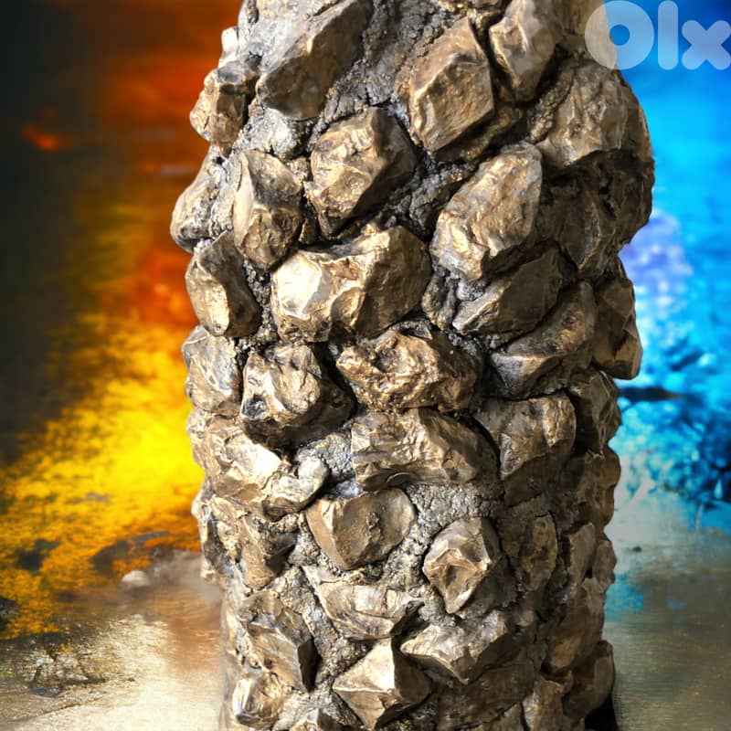 concrete base for a lampshade or flower vase 0